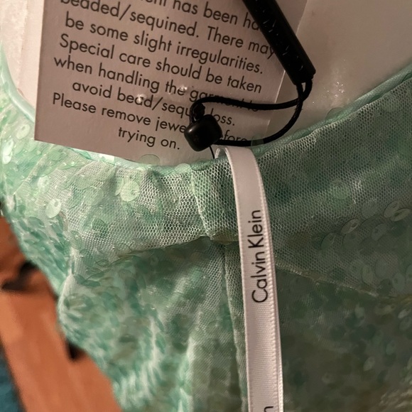 CALVIN KLEIN Mint Green Outfit Size 8 Petite Medium, Sequinned by hand - Picture 5 of 9